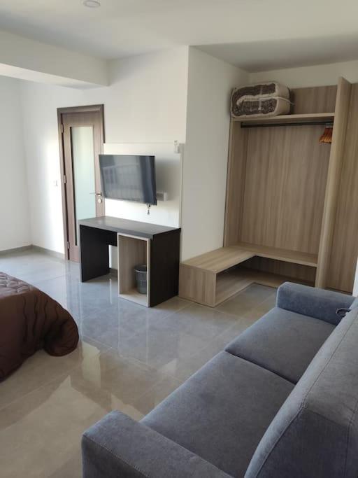 Апартаменты Sorriso Flat N.9 - Entire Unit Сент-Полс-Бей Экстерьер фото